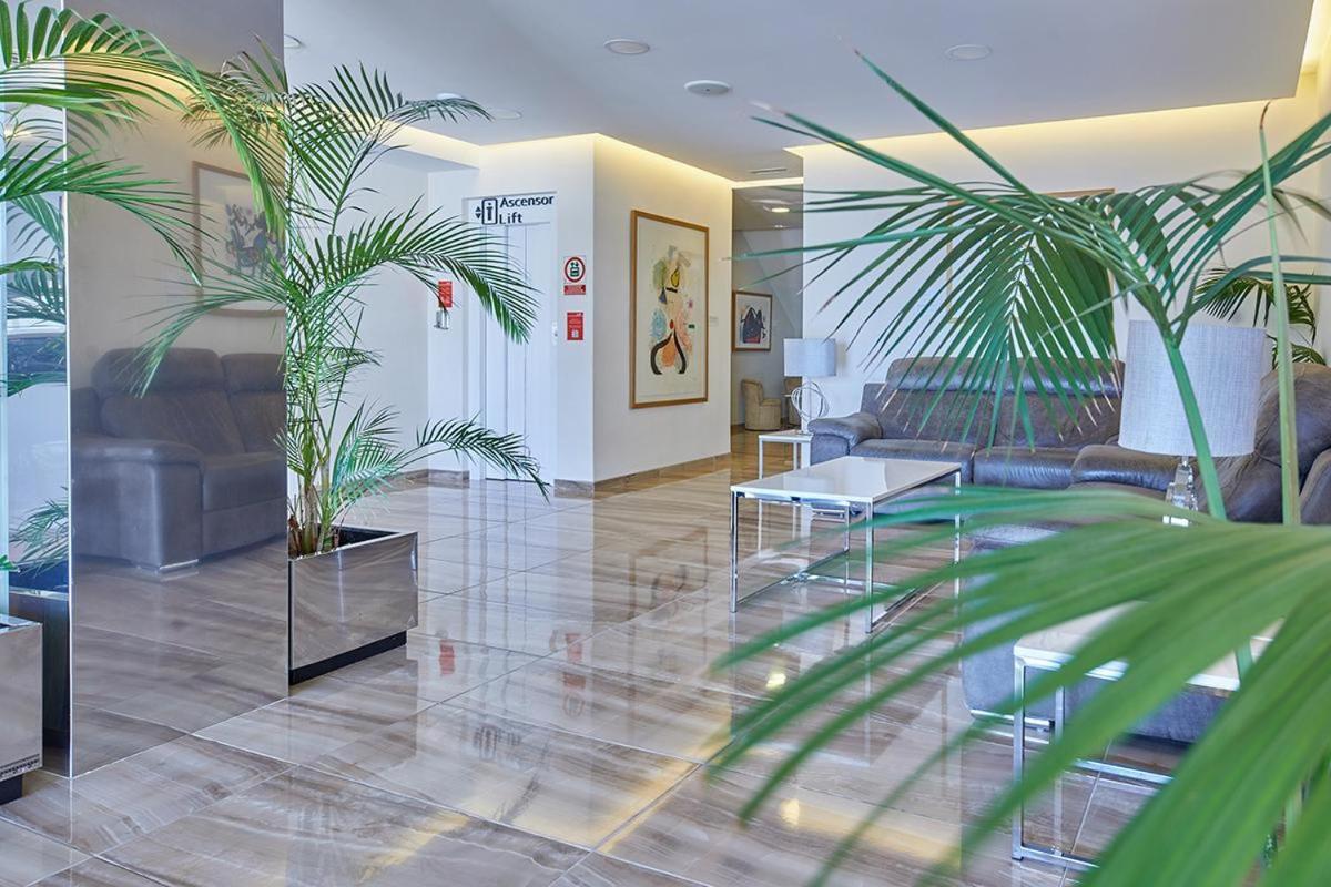 Hotel Joan Miro Museum Πάλμα ντε Μαγιόρκα Εξωτερικό φωτογραφία The hotel has a lobby