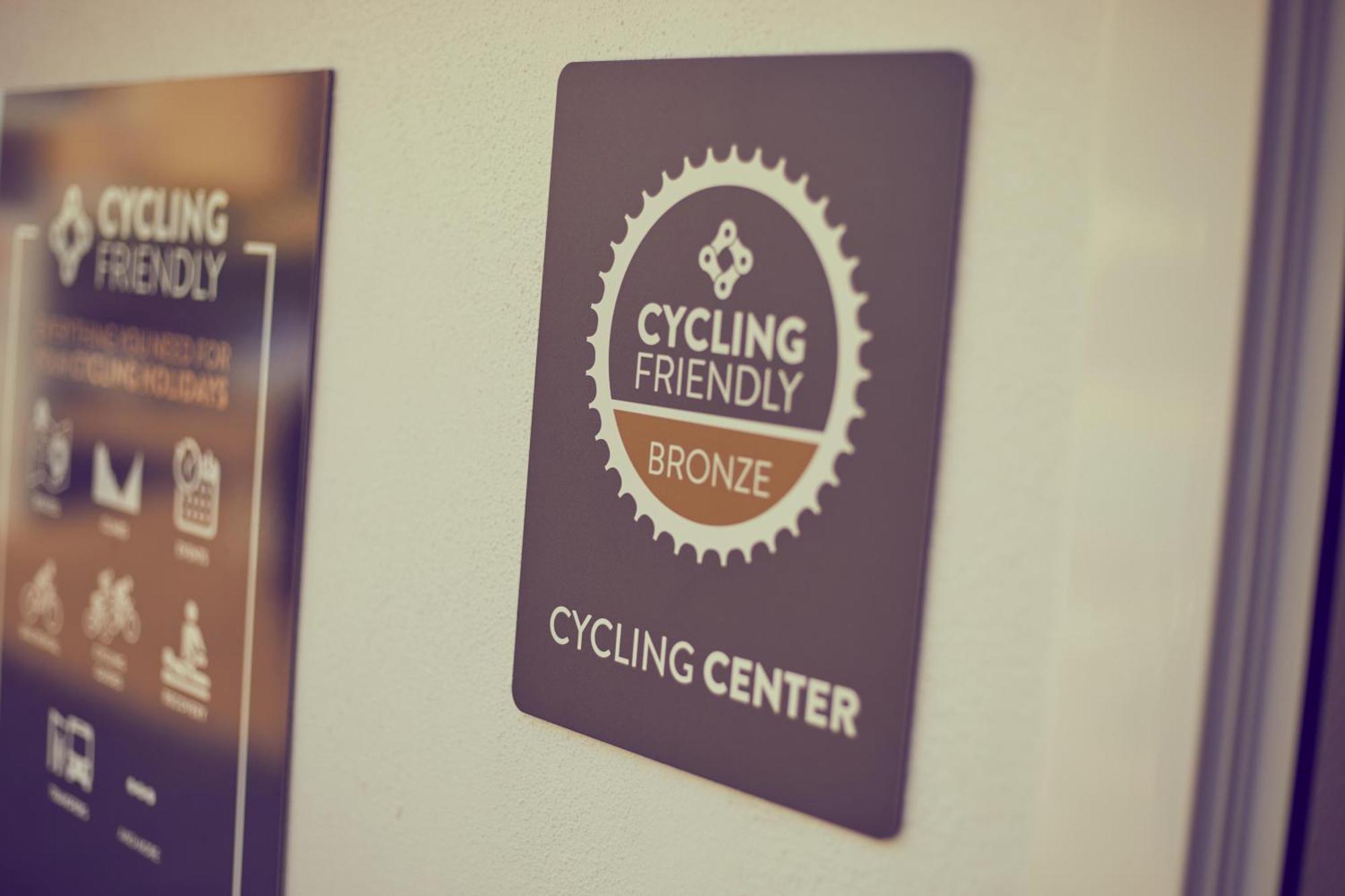 Hotel Joan Miro Museum Πάλμα ντε Μαγιόρκα Εξωτερικό φωτογραφία Cycling Friendly Bronze